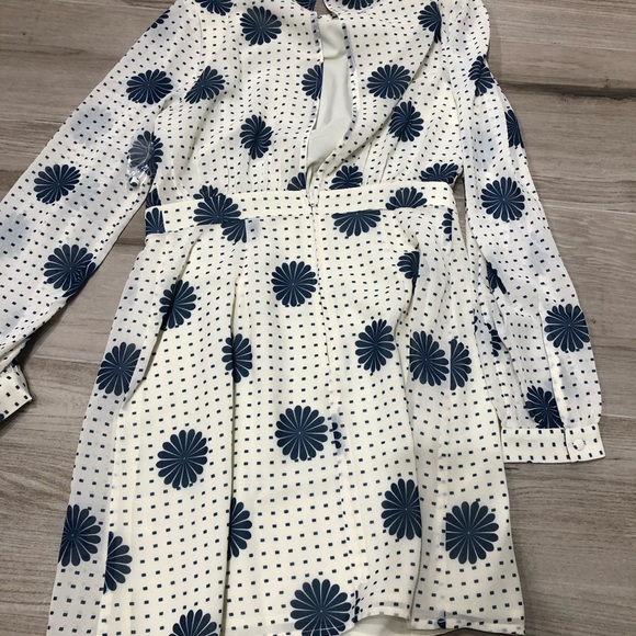 Modcloth White Navy Floral Long Sleeve Mini Dress - Picture 4 of 7